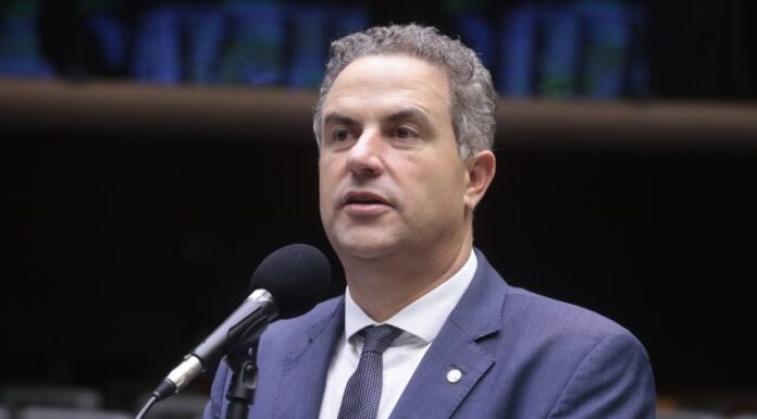 Comissão aprova proposta que cria programa de emprego para mulheres vítimas de violência Comissão aprova proposta que cria programa de emprego para mulheres vítimas de violência