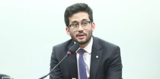 Comissão aprova proposta que incentiva doação de equipamentos de informática usados Comissão aprova proposta que incentiva doação de equipamentos de informática usados
