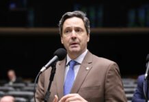 Comissão aprova proposta que proíbe entrada no país de veículos ligados a criminosos Comissão aprova proposta que proíbe entrada no país de veículos ligados a criminosos