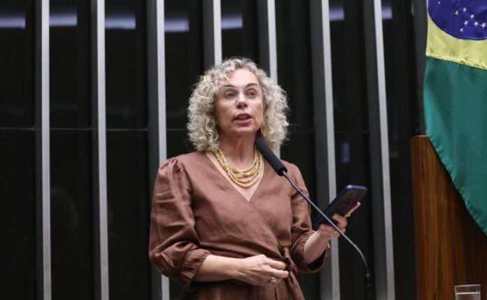 Comissão aprova protocolo de atendimento para tentativas de suicídio de crianças e adolescentes