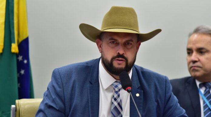 Comissão aprova regras diferenciadas para transporte de cargas perigosas por produtores rurais Comissão aprova regras diferenciadas para transporte de cargas perigosas por produtores rurais