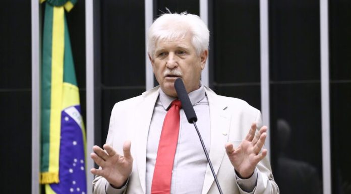 Comissão aprova regulamentação da profissão de agente indígena de saúde e de saneamento Comissão aprova regulamentação da profissão de agente indígena de saúde e de saneamento
