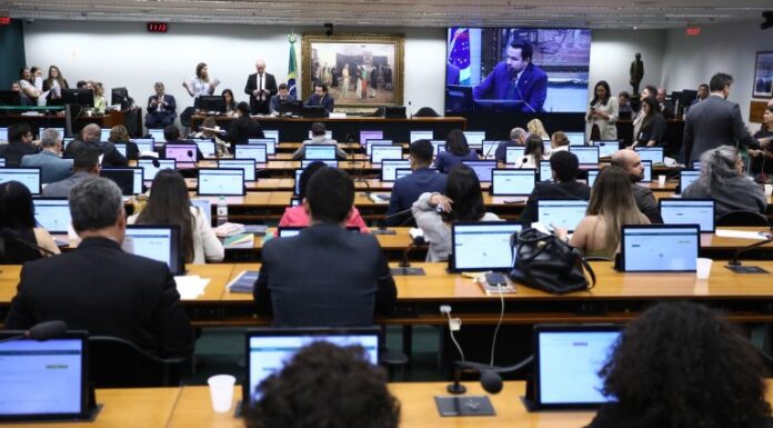 Comissão aprova seis projetos sobre homenagens, cultura e datas comemorativas Comissão aprova seis projetos sobre homenagens, cultura e datas comemorativas