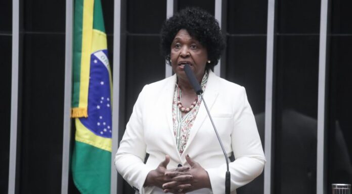 Comissão aprova Semana Nacional de Apoio à Amamentação Negra Comissão aprova Semana Nacional de Apoio à Amamentação Negra
