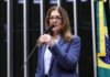 Comissão aprova suspensão de estágio por 120 dias para gestantes Comissão aprova suspensão de estágio por 120 dias para gestantes
