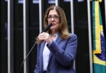 Comissão aprova suspensão de estágio por 120 dias para gestantes Comissão aprova suspensão de estágio por 120 dias para gestantes