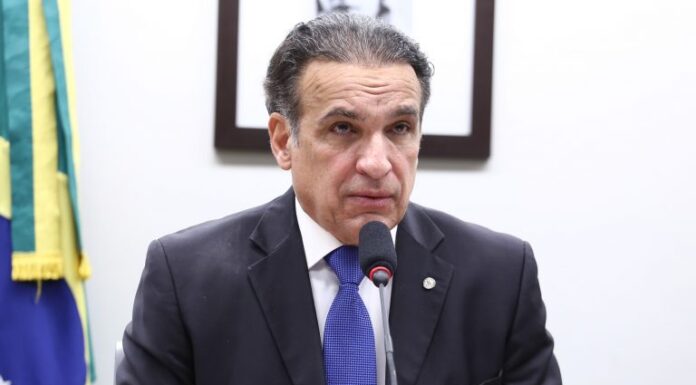 Comissão aprova tempo extra nos exames da CNH para pessoas com transtorno de aprendizagem Comissão aprova tempo extra nos exames da CNH para pessoas com transtorno de aprendizagem