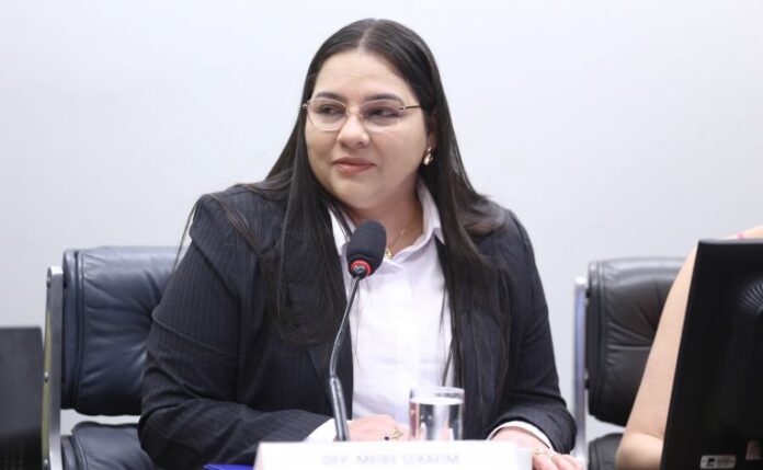 Comissão aprova uso de cores para diferenciar medicamentos sob prescrição Comissão aprova uso de cores para diferenciar medicamentos sob prescrição