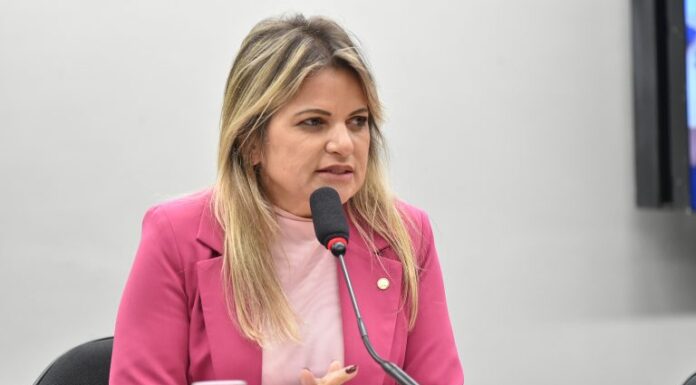 Comissão aprova uso de técnica comportamental na inclusão escolar Comissão aprova uso de técnica comportamental na inclusão escolar