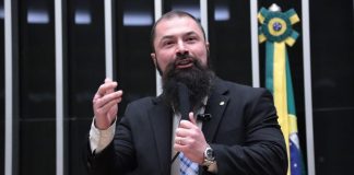 Comissão aprova uso do FGTS para compra de armas de fogo e munições para defesa pessoal Comissão aprova uso do FGTS para compra de armas de fogo e munições para defesa pessoal