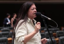 Comissão da Câmara aprova piso salarial de R$ 5,5 mil para assistentes sociais; texto pode ir ao Senado Comissão da Câmara aprova piso salarial de R$ 5,5 mil para assistentes sociais; texto pode ir ao Senado