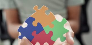 Comissão da Câmara debate orçamento para núcleos de atenção às crianças com espectro autista Comissão da Câmara debate orçamento para núcleos de atenção às crianças com espectro autista