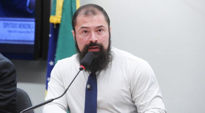 Comissão de Constituição e Justiça aprova aumento de penas para crimes de facções Comissão de Constituição e Justiça aprova aumento de penas para crimes de facções