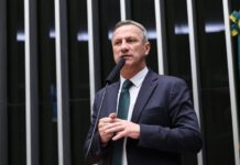 Comissão de Segurança aprova projeto que criminaliza domínio territorial por grupos criminosos Comissão de Segurança aprova projeto que criminaliza domínio territorial por grupos criminosos