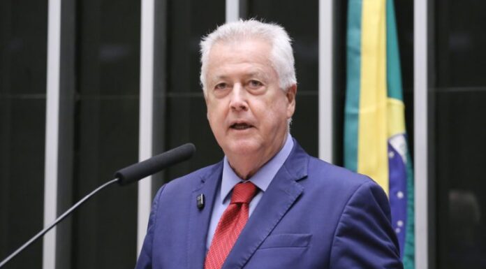 Comissão debate aperfeiçoamento das políticas públicas voltadas para doenças raras; participe Comissão debate aperfeiçoamento das políticas públicas voltadas para doenças raras; participe