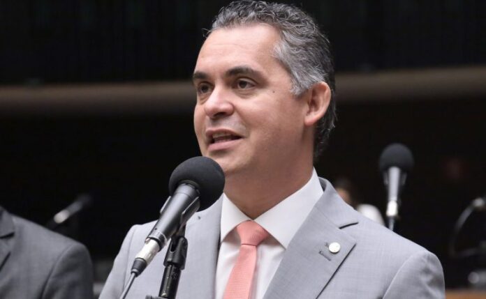 Comissão debate criação da Política Nacional de Saúde Mental Climática