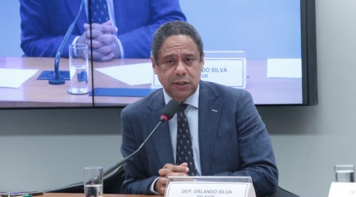 Comissão especial vota parecer sobre criação do Fundo Nacional da Igualdade Racial Comissão especial vota parecer sobre criação do Fundo Nacional da Igualdade Racial