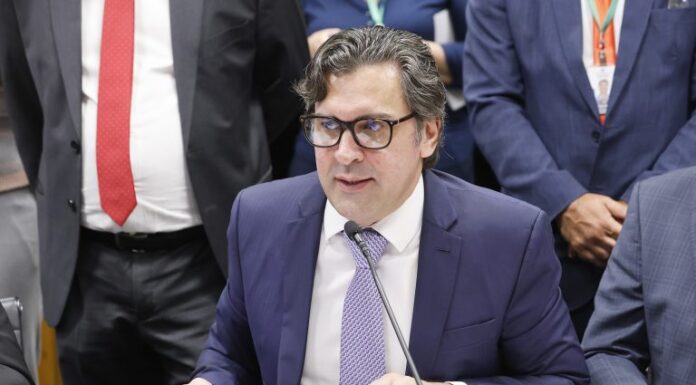 Comissão Mista de Orçamento aprova relatório preliminar do Orçamento de 2026 Comissão Mista de Orçamento aprova relatório preliminar do Orçamento de 2026