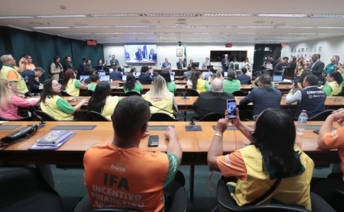 Comissão sobre aposentadoria especial de agentes de saúde começa a funcionar Comissão sobre aposentadoria especial de agentes de saúde começa a funcionar