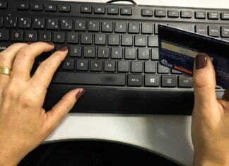 Isenção de compras online causará 2,5 mi de demissões, dizem entidades