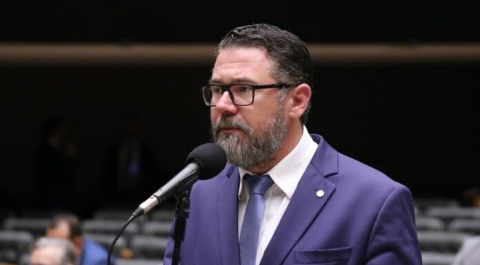Conselho de Ética aprova suspensão de mandato de Marcos Pollon por 60 dias Conselho de Ética aprova suspensão de mandato de Marcos Pollon por 60 dias