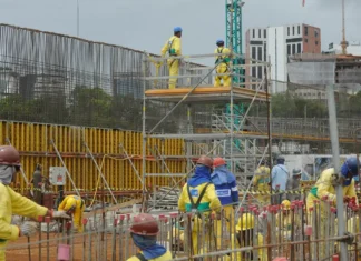 Mesmo na pandemia, emprego na construção cresceu 21,6%, revela IBGE