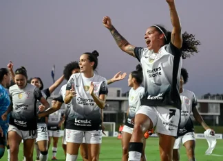 Corinthians bate Olimpia e vai às semifinais da Libertadores Feminina