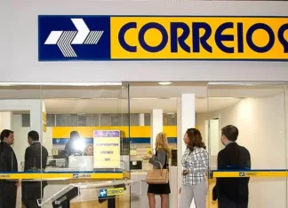 Encomendas tomam lugar de envelopes na rotina dos carteiros