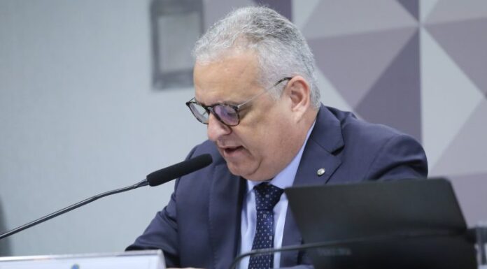 CPMI do INSS deve acabar nesta noite, com ou sem aprovação do relatório CPMI do INSS deve acabar nesta noite, com ou sem aprovação do relatório