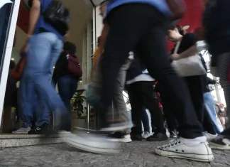 Cerca de 30 mil candidatos negros voltam a disputar vagas no CNU