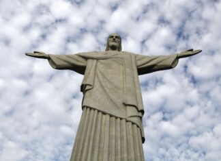 Cristo Redentor é homenageado com lançamento de selos