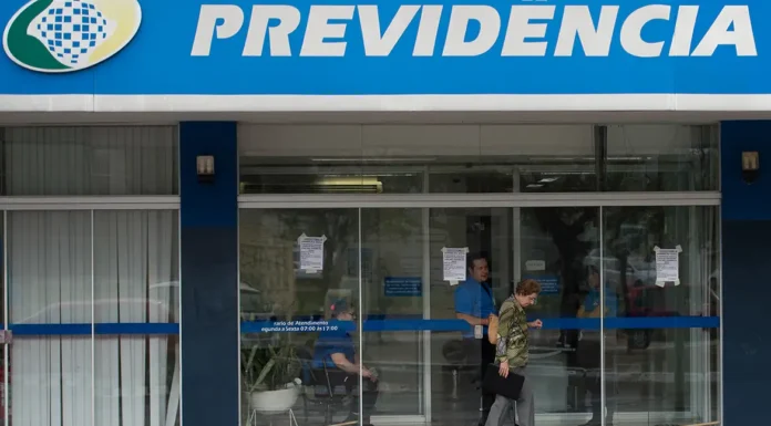 Agências do INSS abrem para atendimento extra neste sábado e domingo
