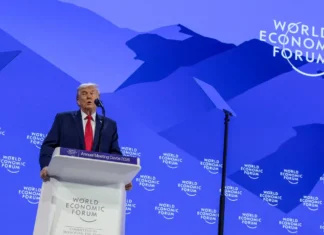 Em Davos, Trump diz que quer comprar Groenlândia sem uso da força