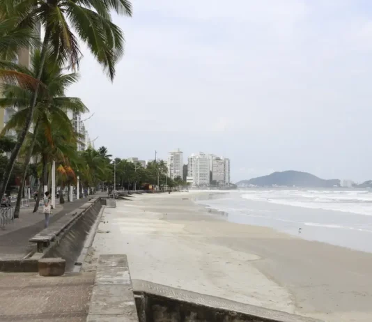 Bombeiros salvam 348 vítimas durante carnaval no litoral paulista