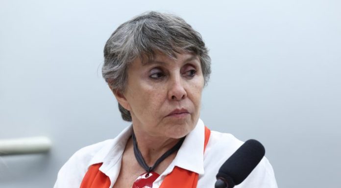 Debate na Câmara denuncia aumento da violência contra mulheres em escolas e universidades Debate na Câmara denuncia aumento da violência contra mulheres em escolas e universidades