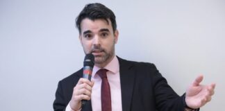 Debatedores defendem ampliação do acesso à Justiça na região amazônica Debatedores defendem ampliação do acesso à Justiça na região amazônica