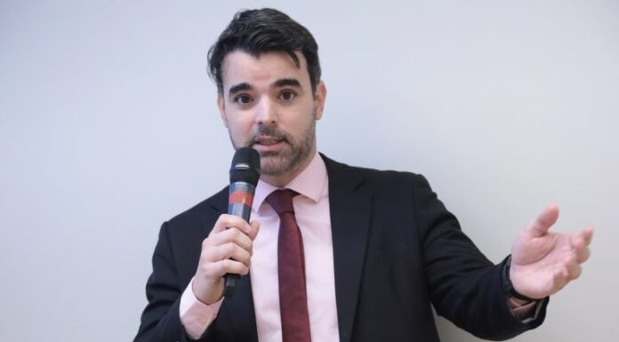 Debatedores defendem ampliação do acesso à Justiça na região amazônica Debatedores defendem ampliação do acesso à Justiça na região amazônica
