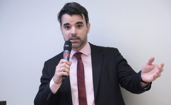 Debatedores defendem ampliação do acesso à Justiça na região amazônica Debatedores defendem ampliação do acesso à Justiça na região amazônica