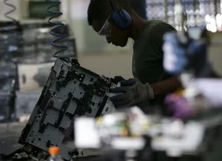 Estudo do Ipea aponta população ocupada nos maiores níveis em 10 anos