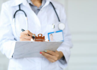Frequência de meninas ao médico é 18 vezes maior que a dos meninos