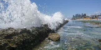 Governo é contra proposta que pode privatizar acesso a praias