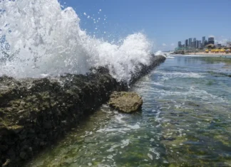 Governo é contra proposta que pode privatizar acesso a praias