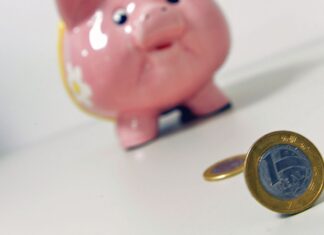 Poupança tem retirada líquida de R$ 11,01 bi em outubro