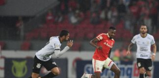 Edenilson acusa Rafael Ramos de injúria racial em jogo do Brasileiro