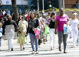 Quase 50% das mulheres brasileiras denunciam desrespeito