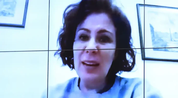 STF tem maioria para confirmar perda do mandato de Carla Zambelli