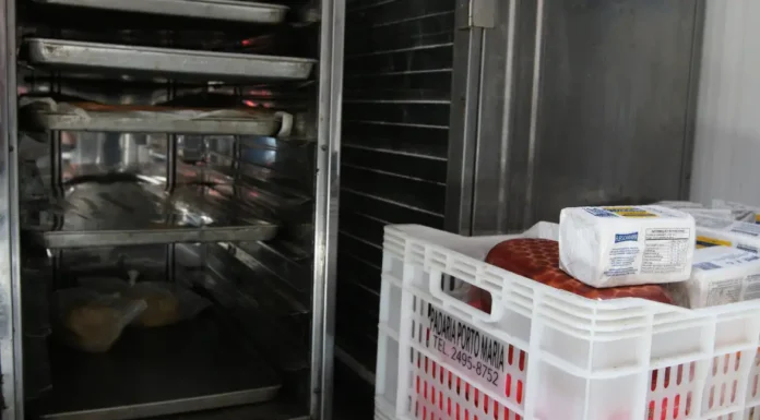 Bares, hotéis e restaurantes sofrem graves perdas com apagão em SP