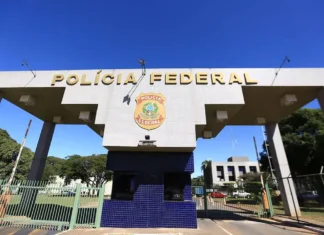 Moraes autoriza Bolsonaro a fazer fisioterapia na prisão