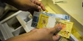 Economia brasileira cresce 0,1% no terceiro trimestre, estima FGV