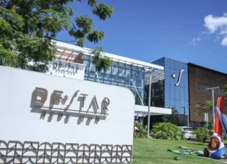 Bolsonaro recebe alta hospitalar e volta a cumprir pena na PF